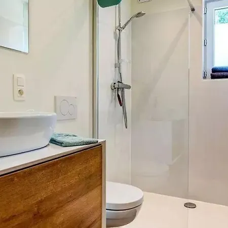 Alterbiezen Villa Hoeselt